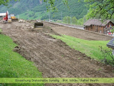 Bald spriessen hier Zelte und Wohnwagen