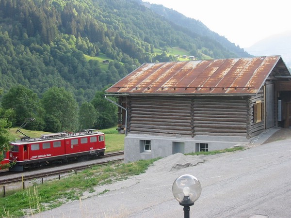 Betriebsgebude mit der 